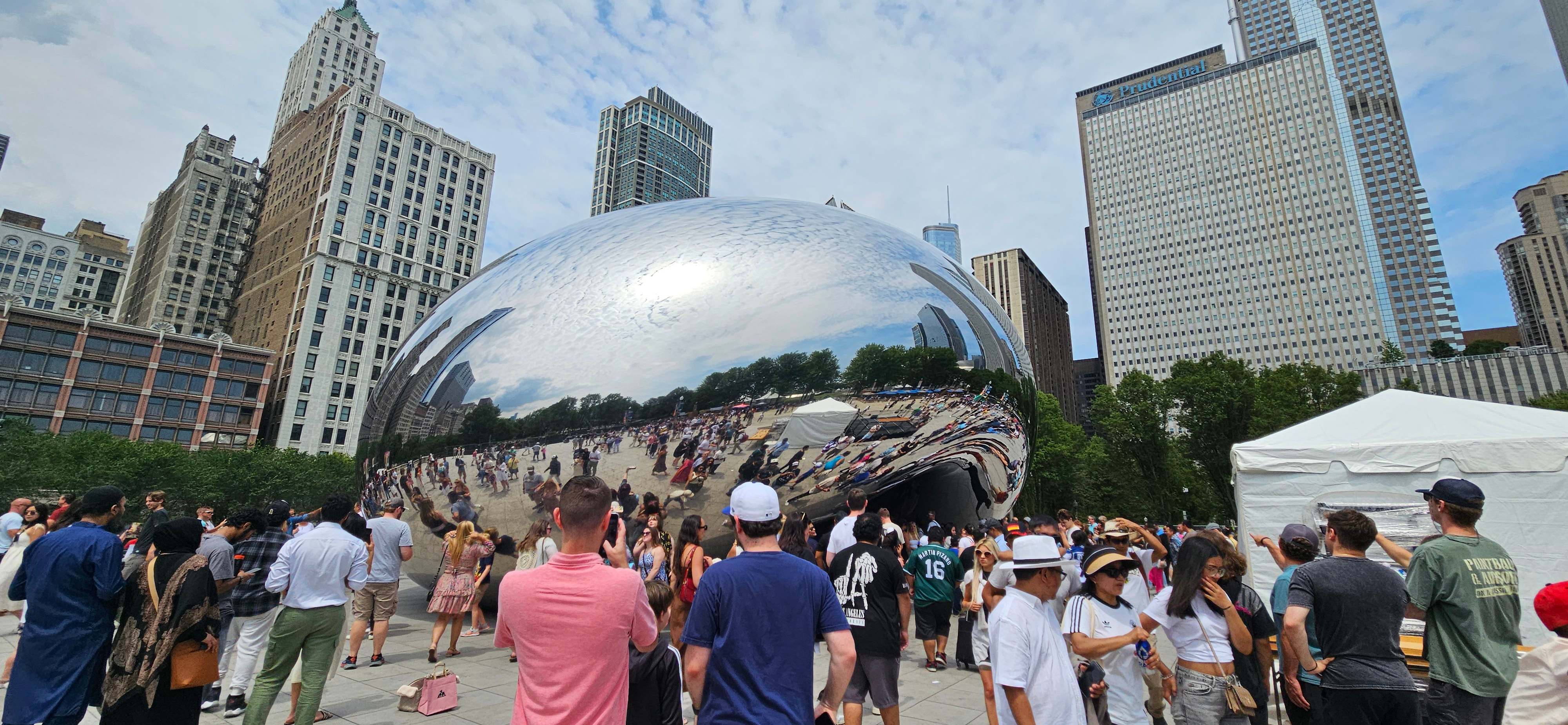 The famous Cloud Gate sculplture, known as the Bean